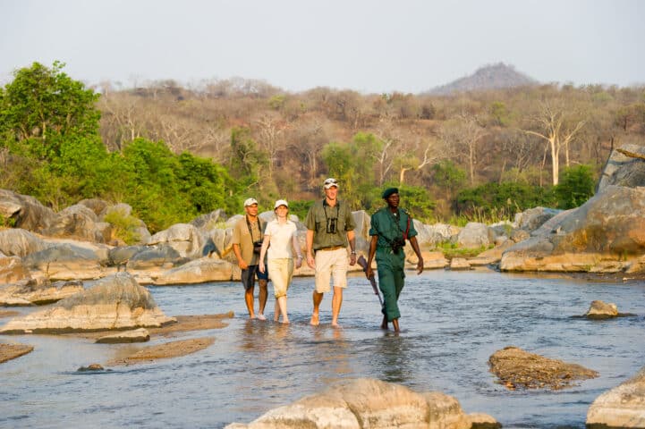 Cross the Mkulumadzi river